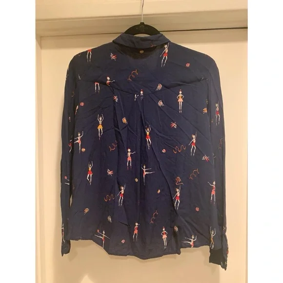 3/$10! Zara Ballerina Button Up Blouse - Picture 2 of 5